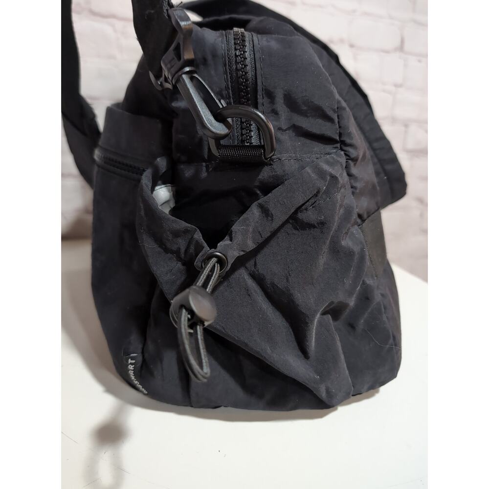 BAGSMART Gym Bag for Women, Duffle Bag for Travel with Wet Pocket, Lightweight - Picture 9 of 16